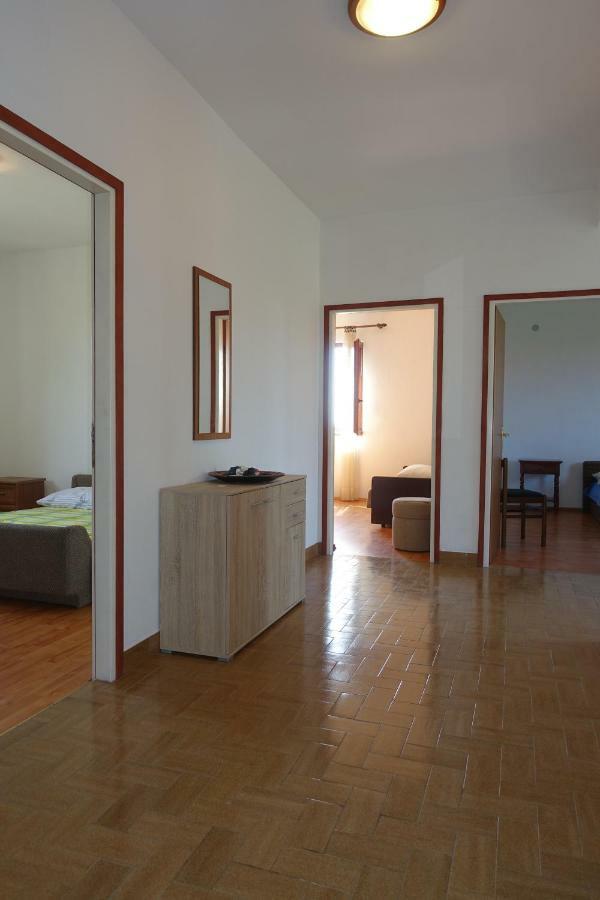 Apartment Dede Нин Экстерьер фото