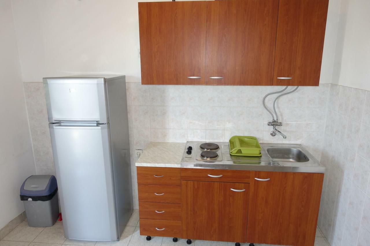 Apartment Dede Нин Экстерьер фото